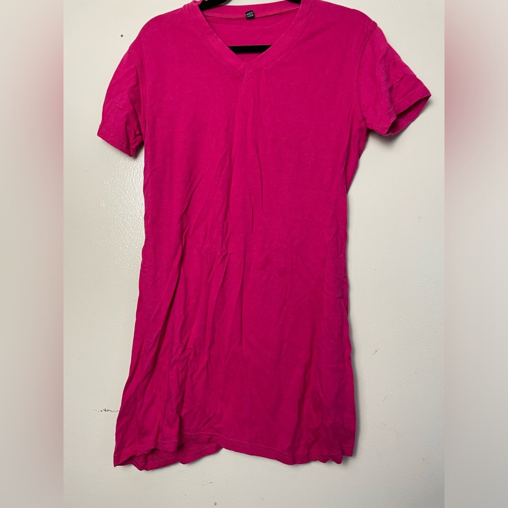 Women’s Pink V-neck T-Shirt Dress Size Large